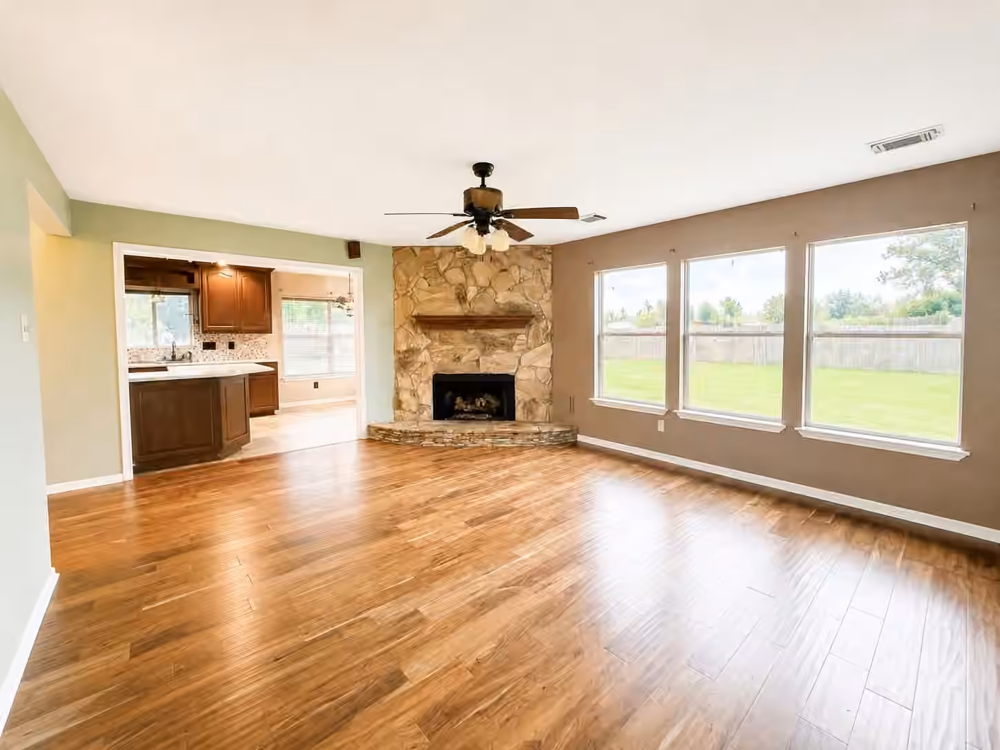 Photo 7 of 19426 Wildoats Drive, Katy, TX