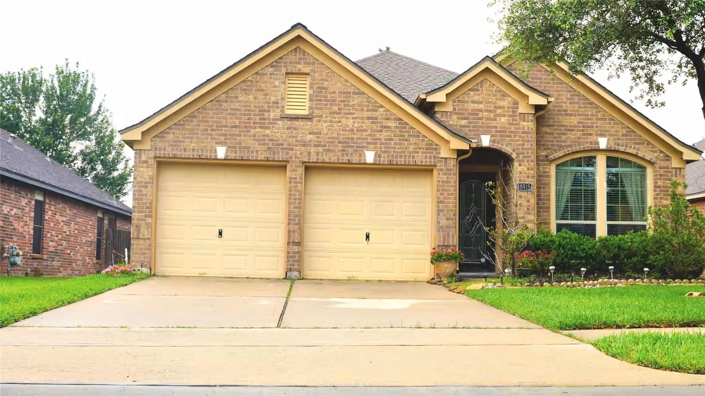 Photo 2 of 18915 Roseworth Court, Tomball, TX
