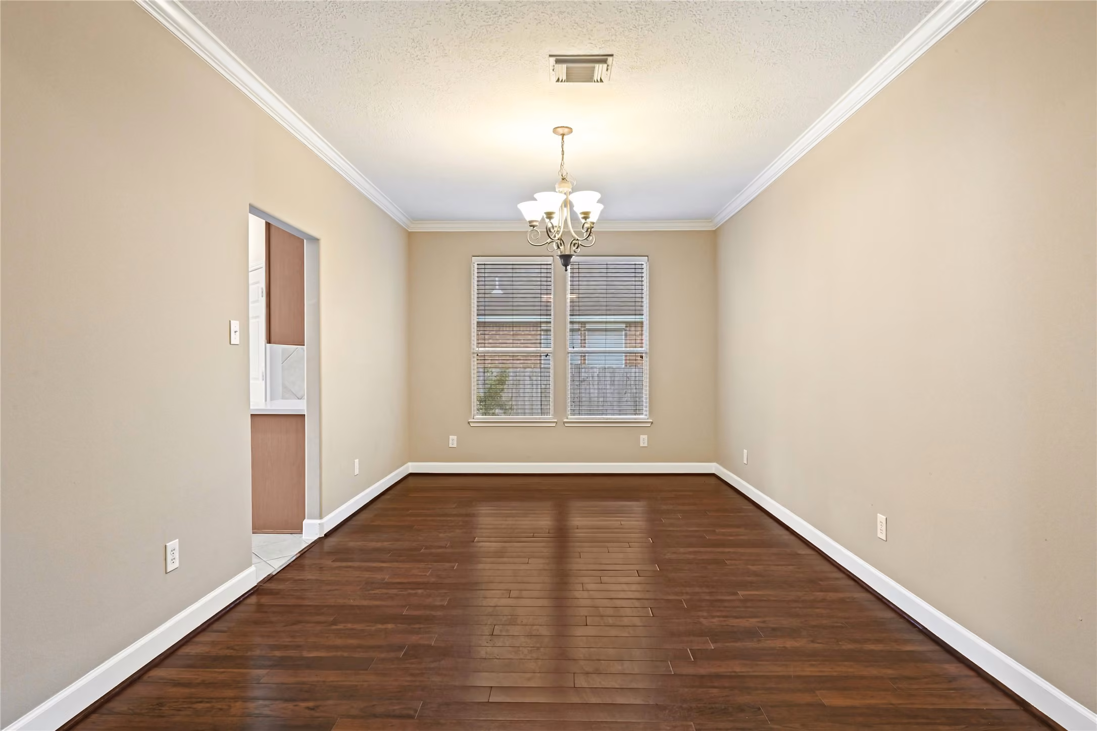 Photo 4 of 952 Crannog Way, Conroe, TX
