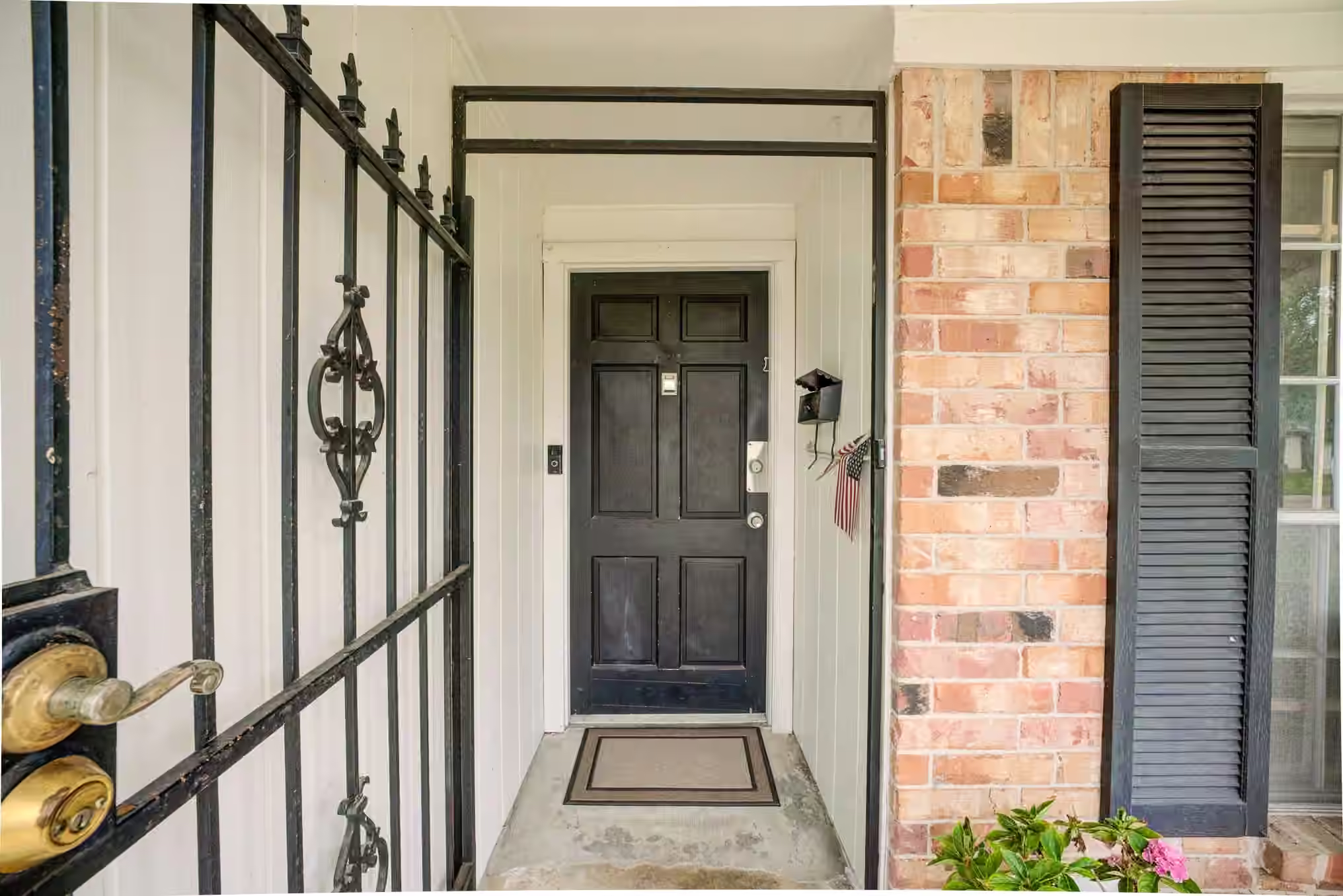 Photo 5 of 11819 S Nottingham Circle, Houston, TX
