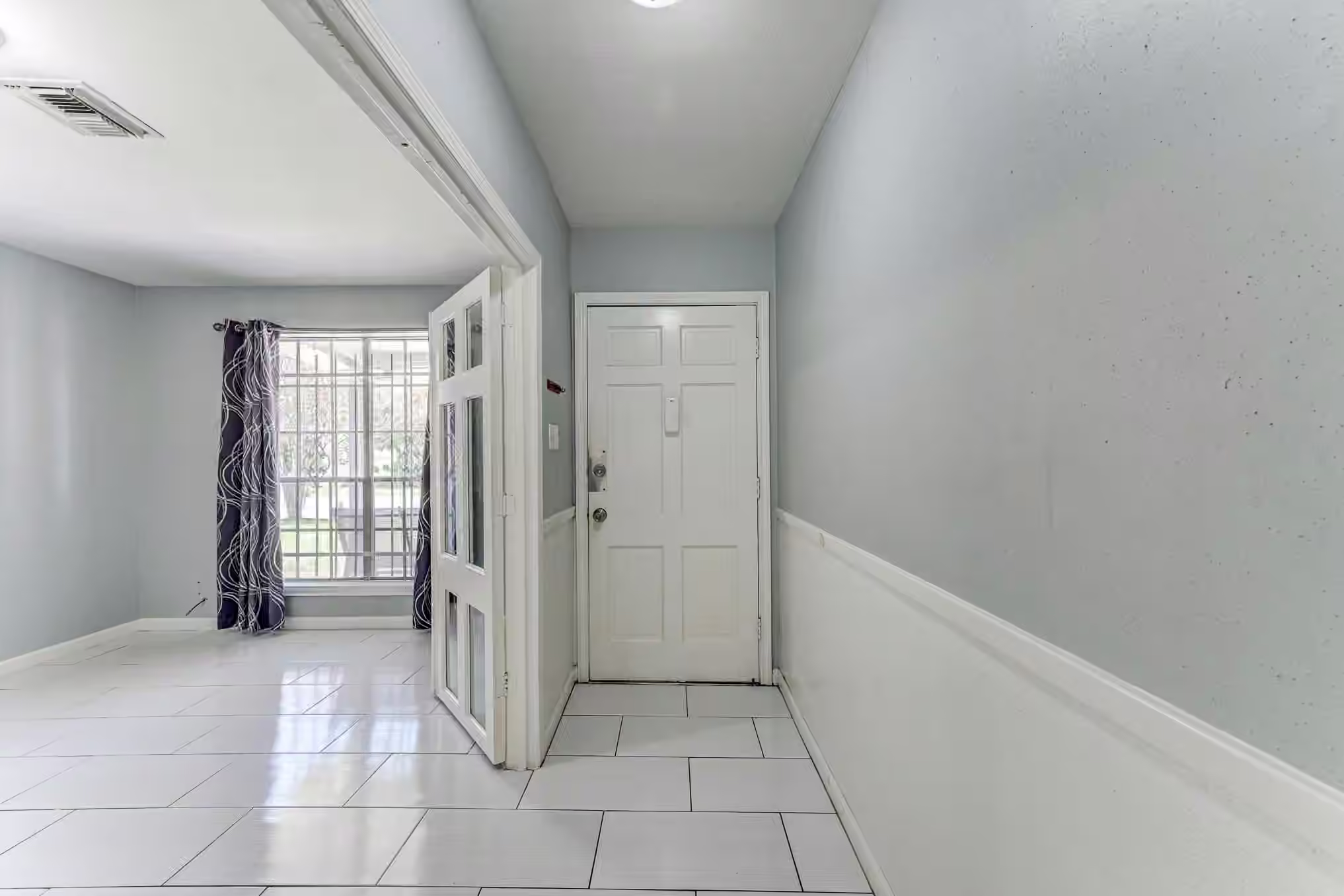 Photo 7 of 11819 S Nottingham Circle, Houston, TX