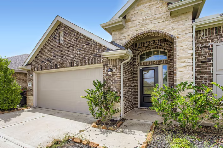 Photo 3 of 3523 Britton Burrow Way, Richmond, TX
