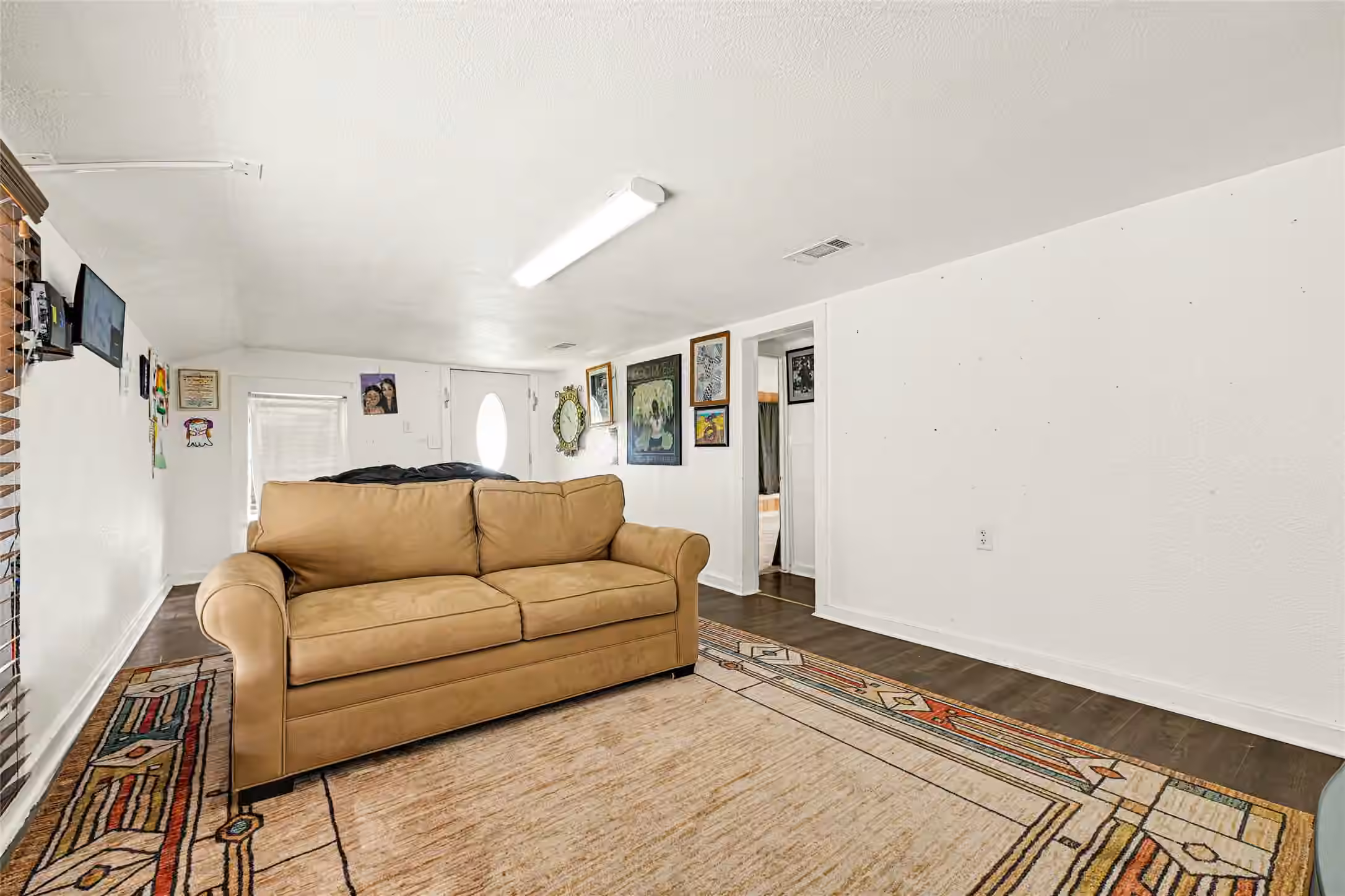 Photo 2 of 17822 Garland Avenue, Boling, TX