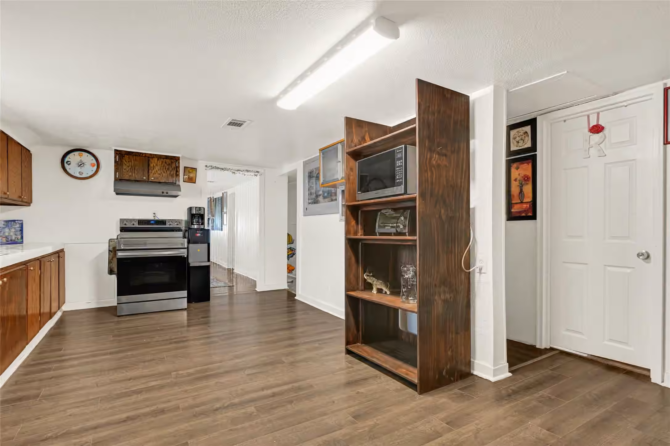 Photo 5 of 17822 Garland Avenue, Boling, TX