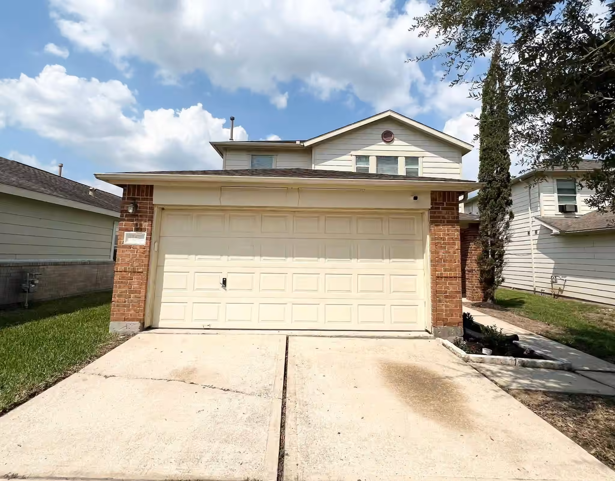 Photo of 15623 Red Pine Ridge Way, Houston, TX