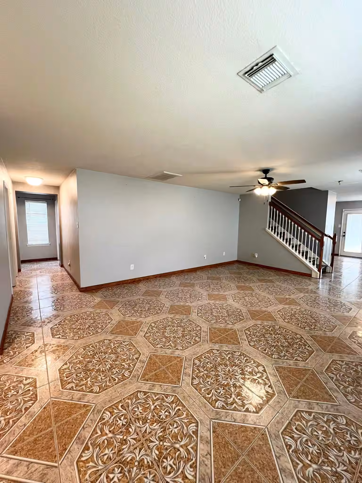 Photo 3 of 15623 Red Pine Ridge Way, Houston, TX