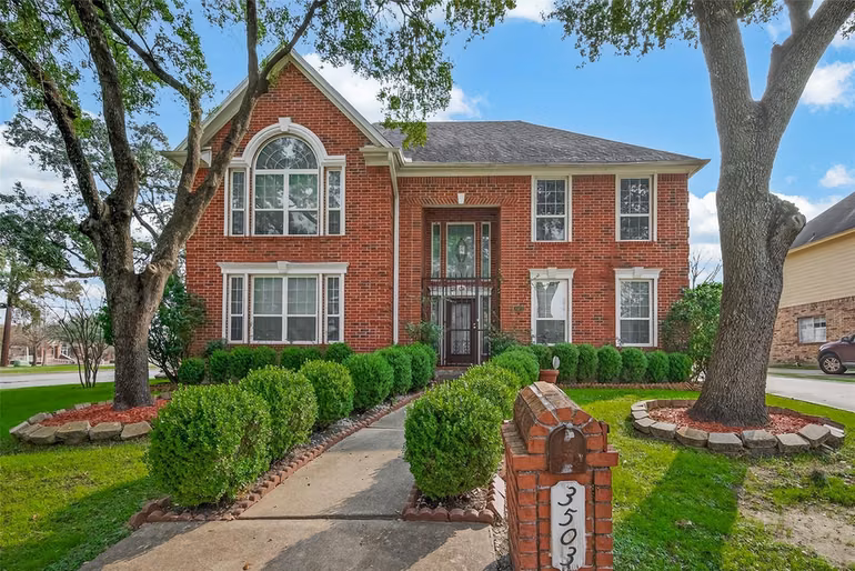 Photo 3 of 3503 Ashlock Drive, Houston, TX