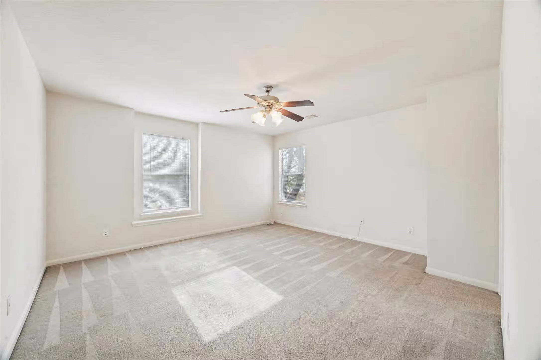 Photo 7 of 18726 Remington Park Drive, Houston, TX