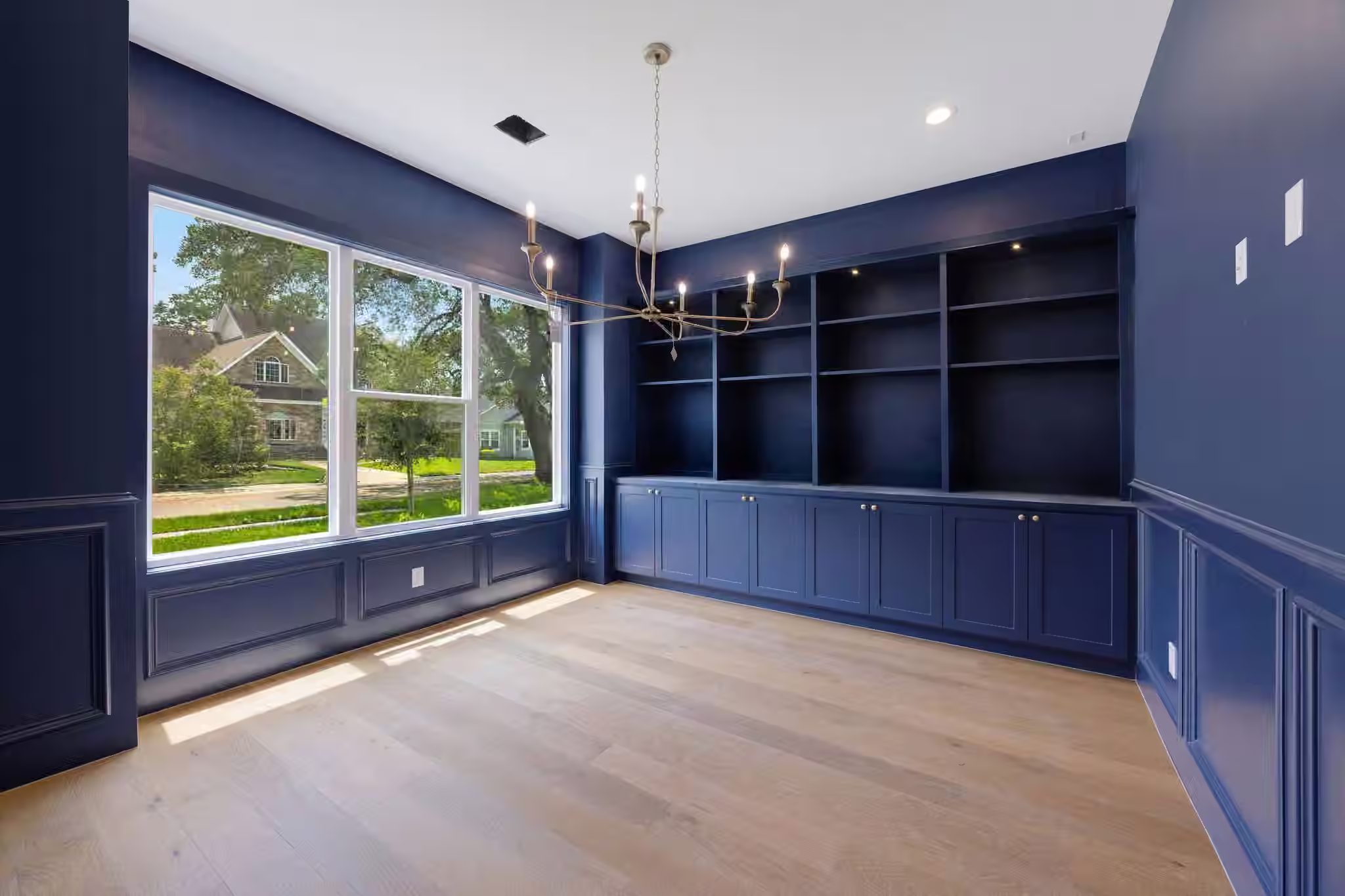 Photo 3 of 1726 Saxon Drive, Houston, TX