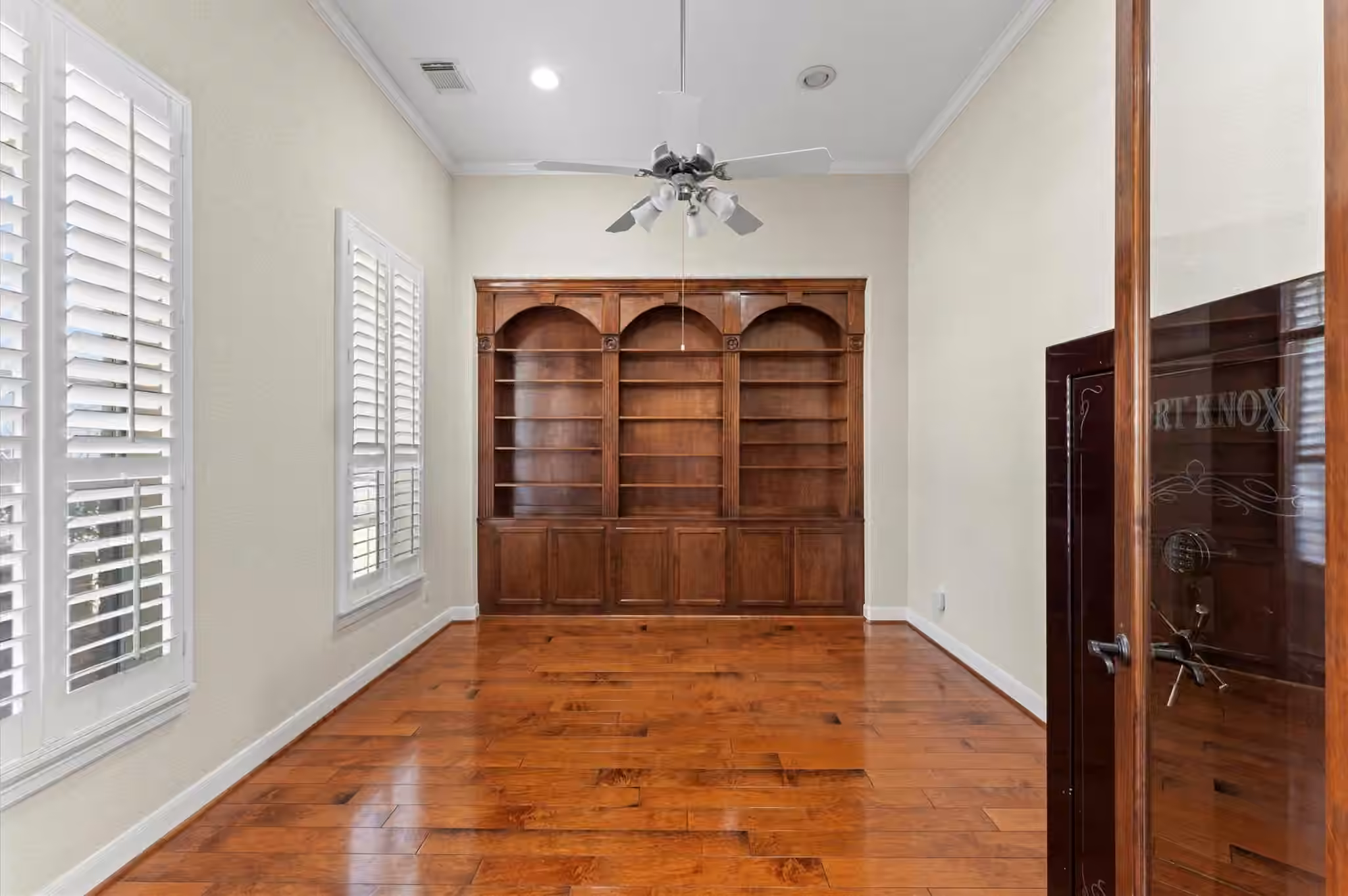 Photo 3 of 8406 Buffalo Creek Drive, Richmond, TX