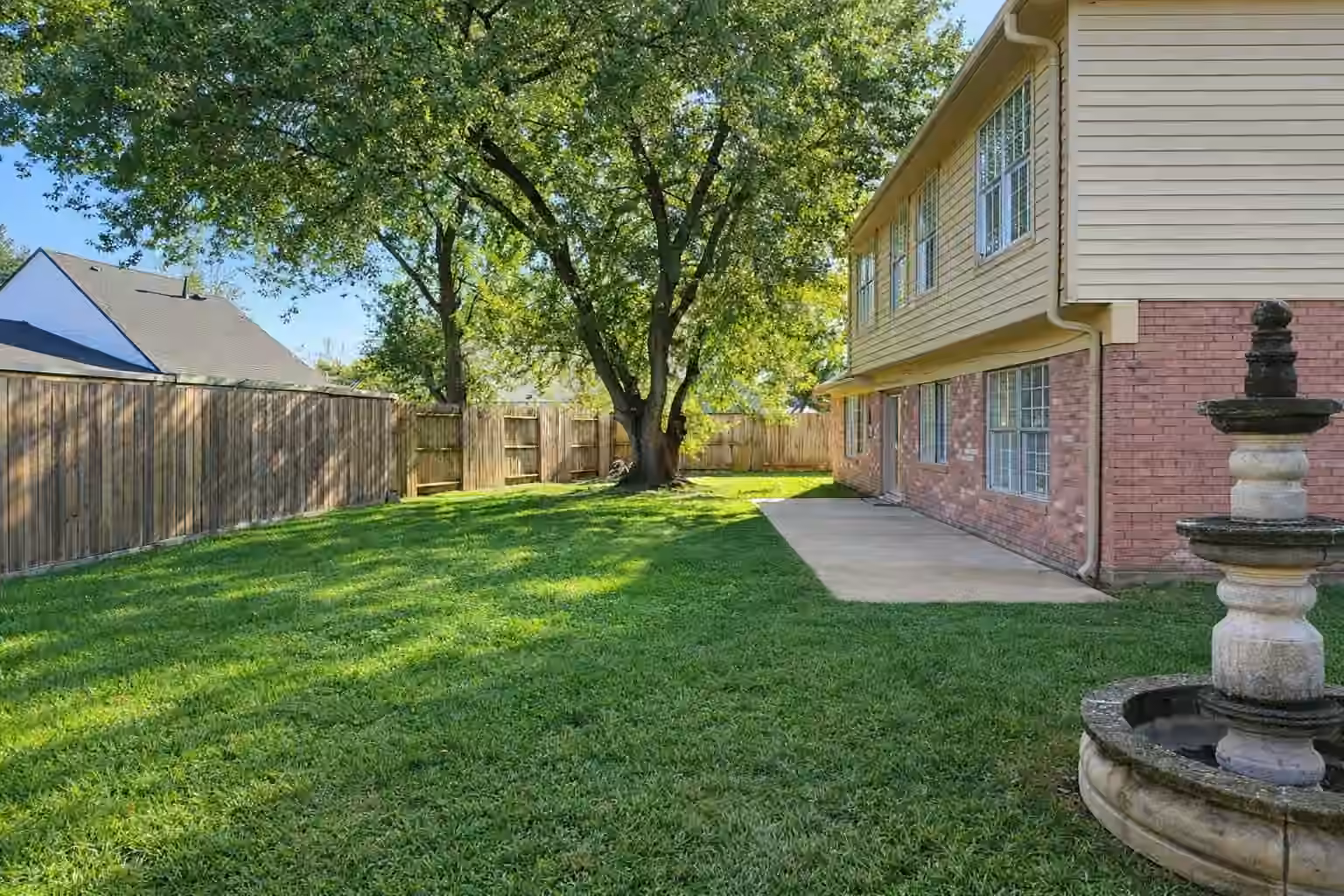 Photo 2 of 13303 Bridgepath Court, Houston, TX