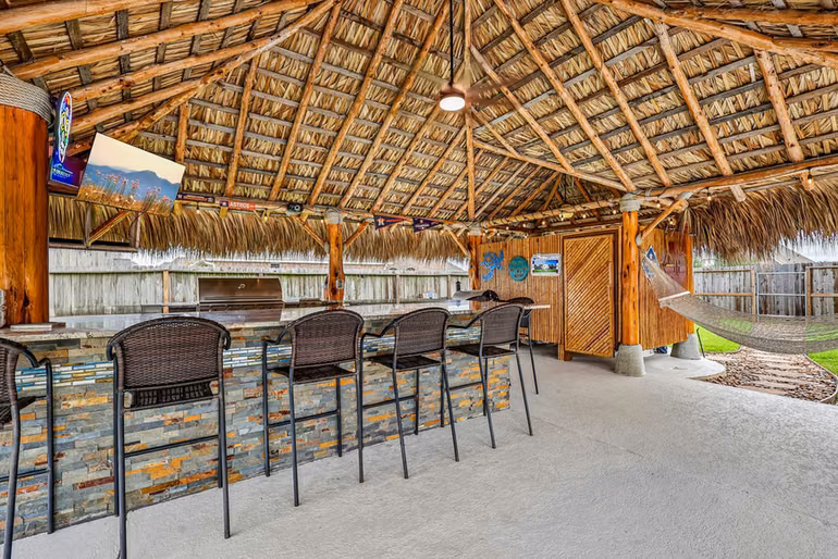 Photo 6 of 4410 Clearwater Road, Baytown, TX