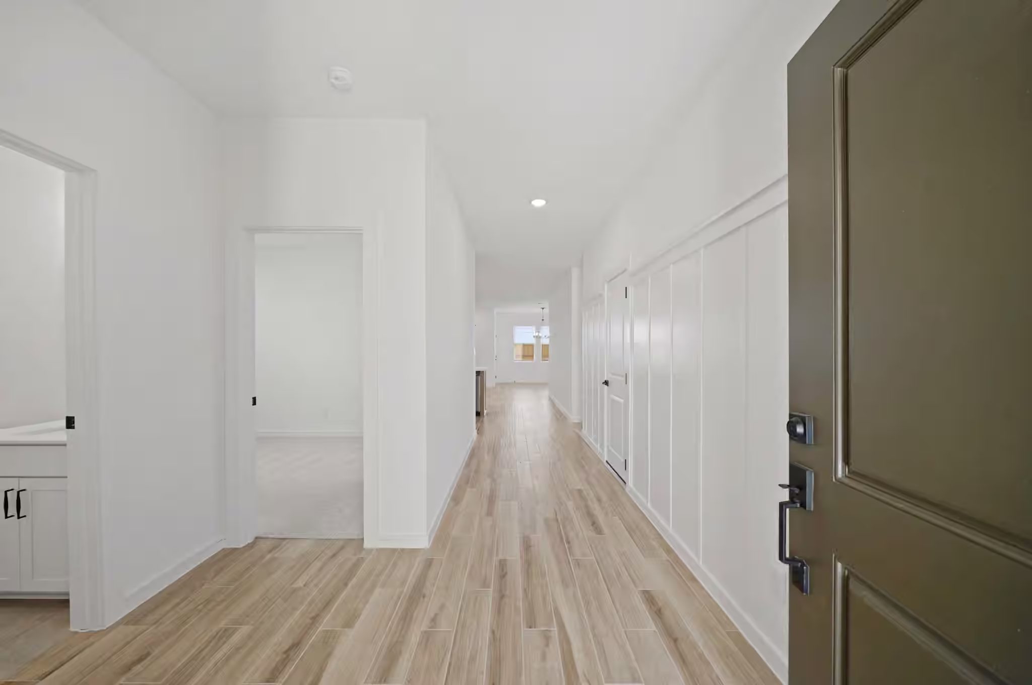 Photo 6 of 2903 Silver Forest Street, Angleton, TX