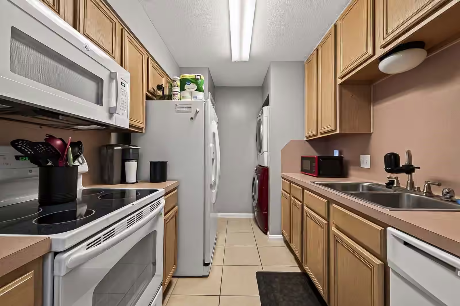 Photo 5 of 9707 Richmond Avenue 118, Houston, TX