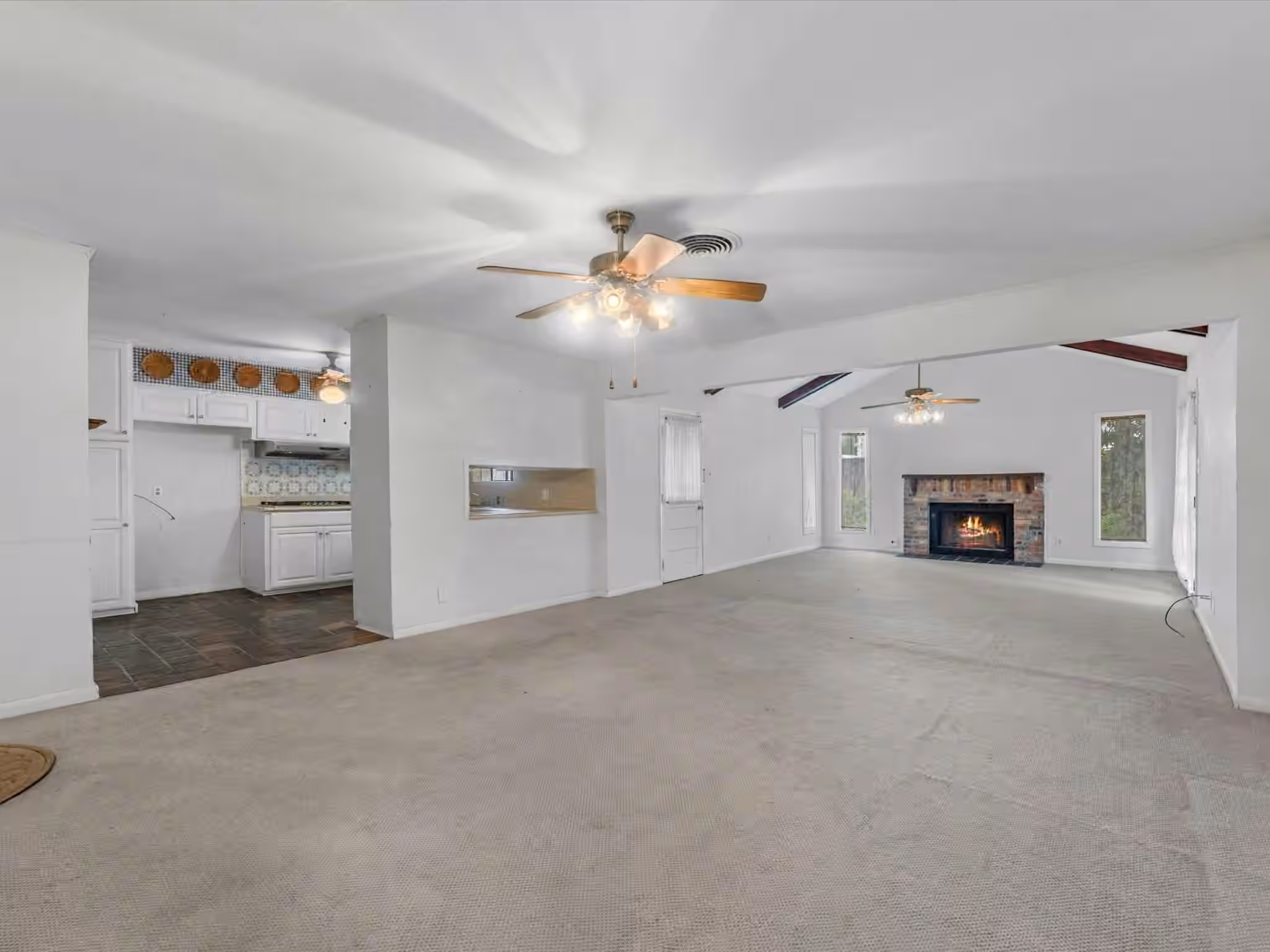 Photo 7 of 4910 Yarwell Drive, Houston, TX