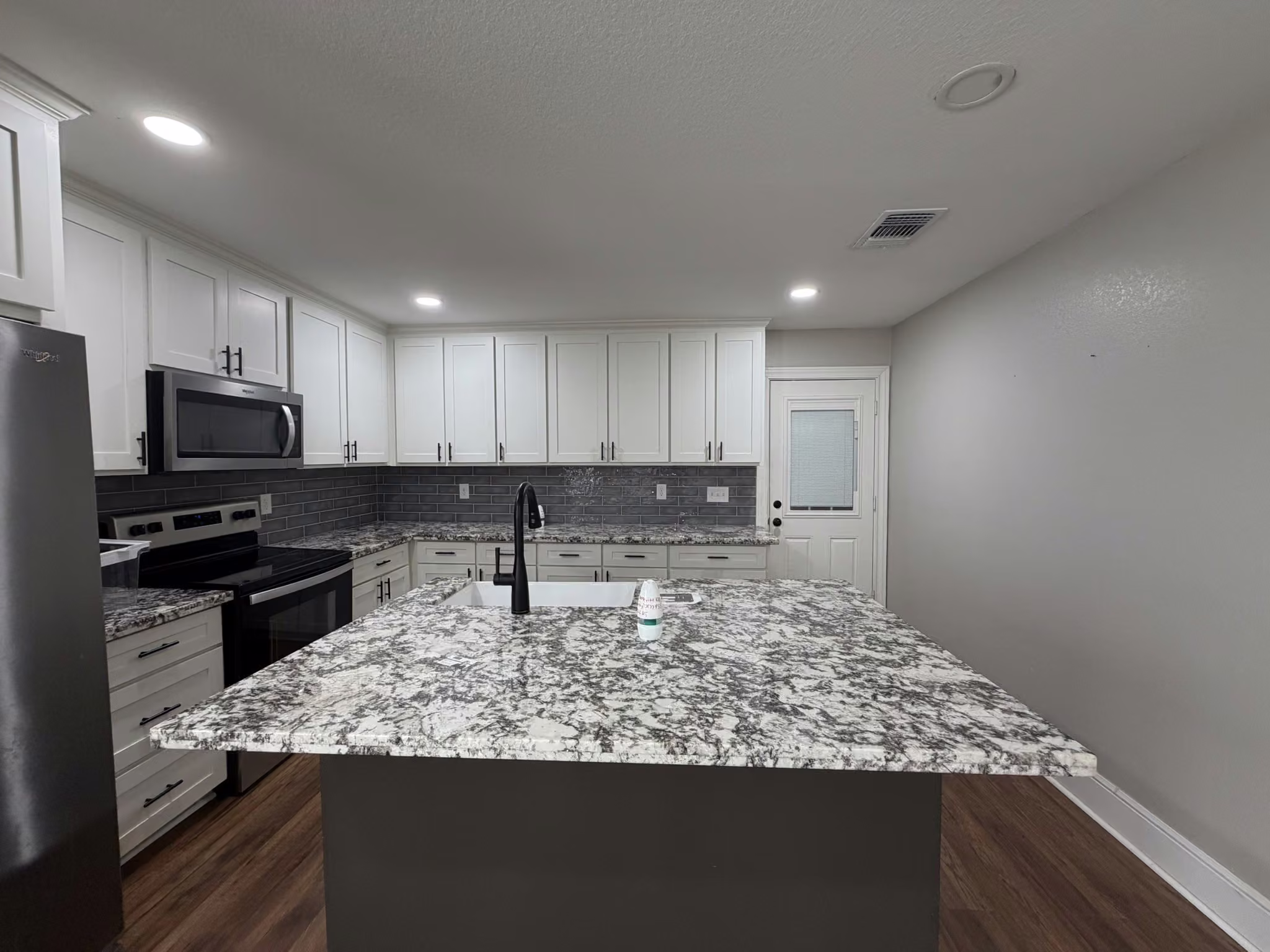Photo 7 of 104 Mesquite Street, Louise, TX