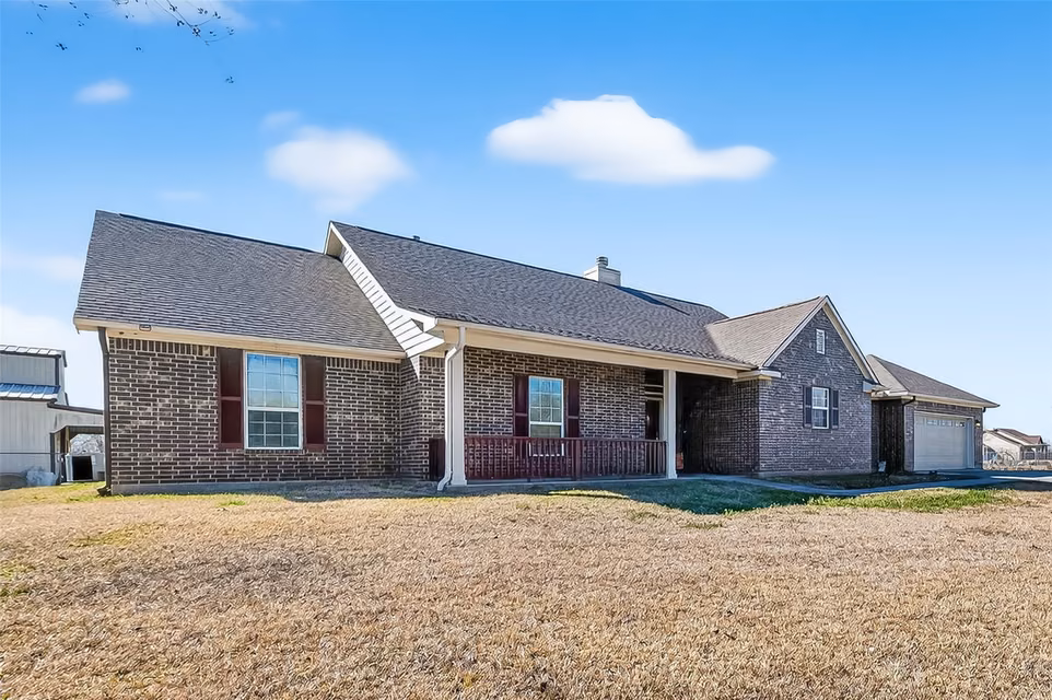 Photo 5 of 3418 Barbers Hill Road, Highlands, TX
