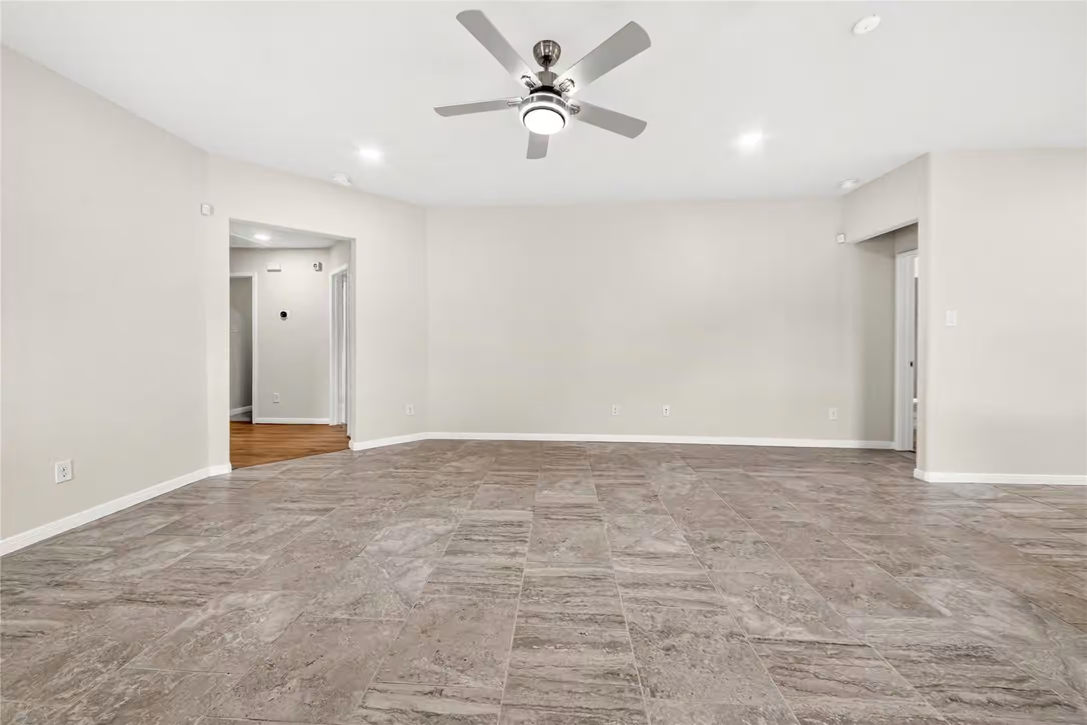 Photo 6 of 1631 City Pass Lane, Houston, TX