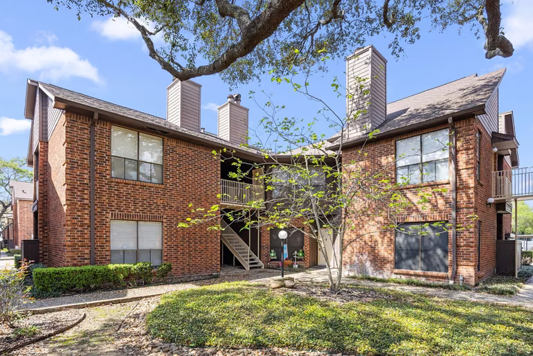 Photo of 3100 Walnut Bend Lane 120, Houston, TX
