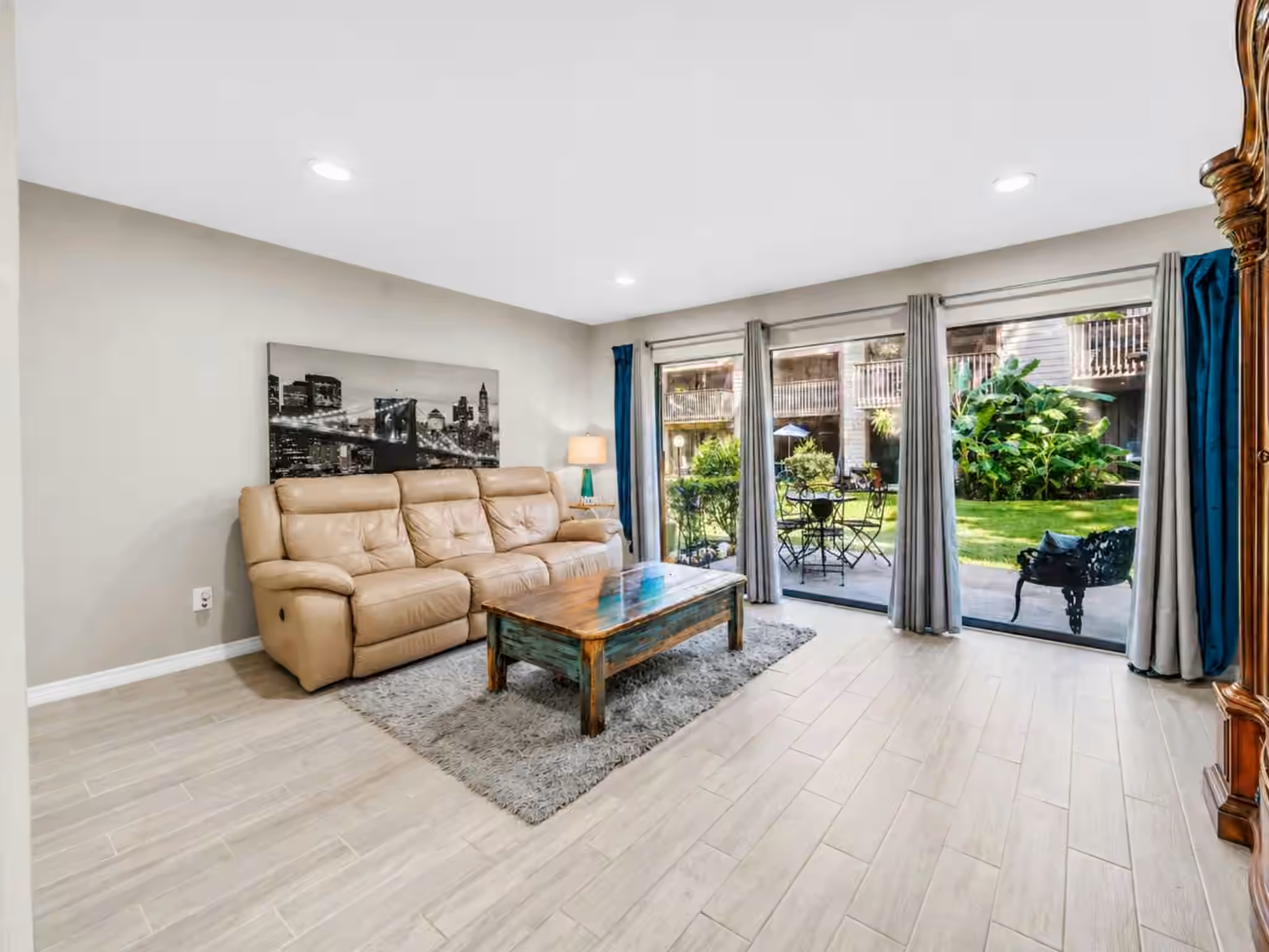 Photo 5 of 12900 Walden Road 505, Montgomery, TX