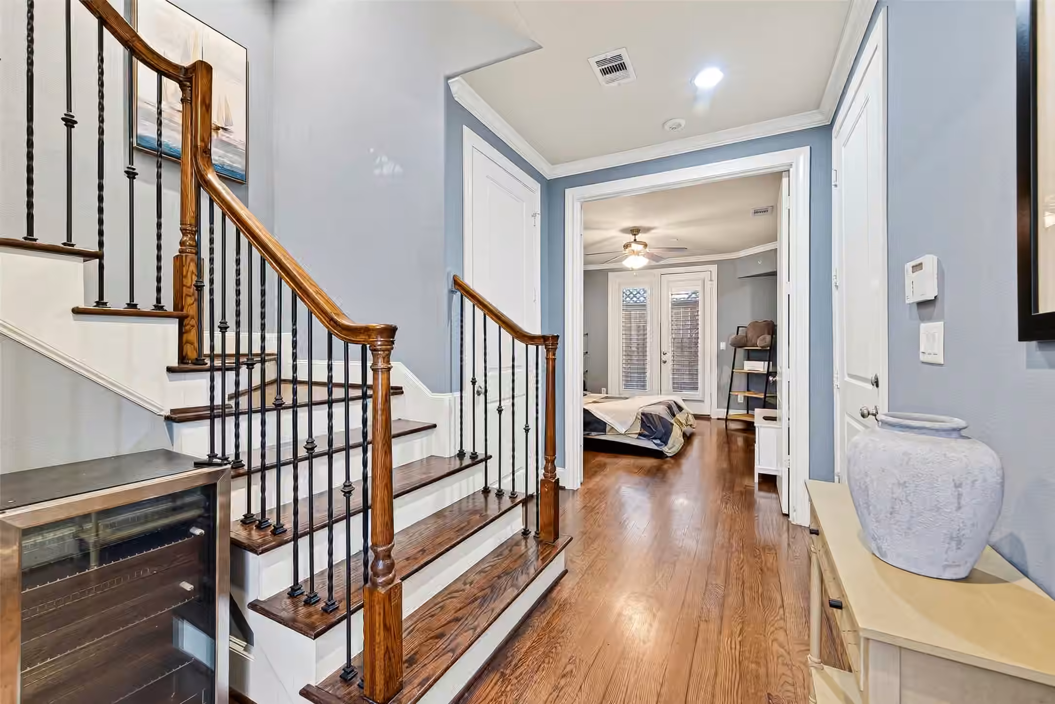 Photo 4 of 2444 Charleston Street B, Houston, TX