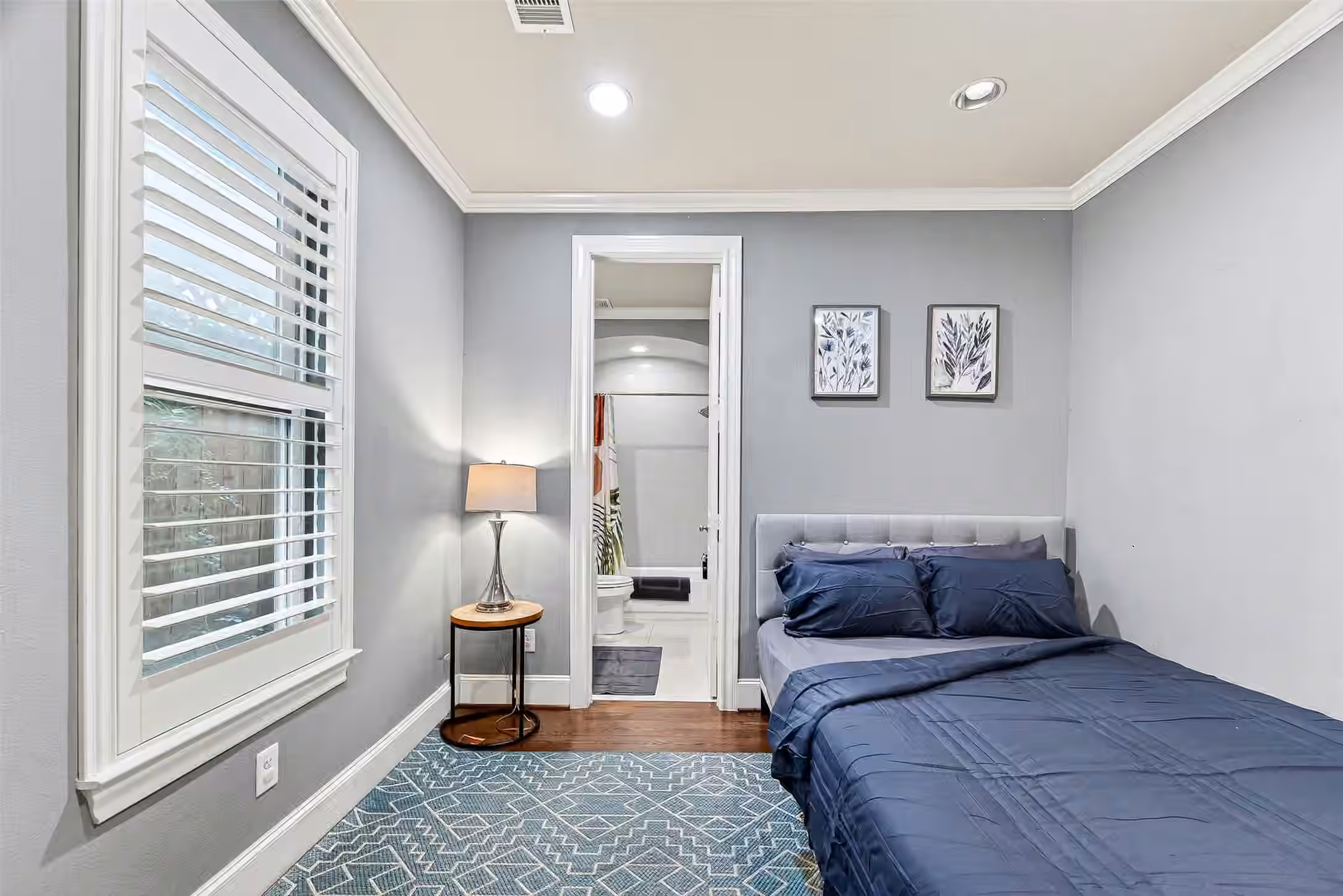 Photo 6 of 2444 Charleston Street B, Houston, TX