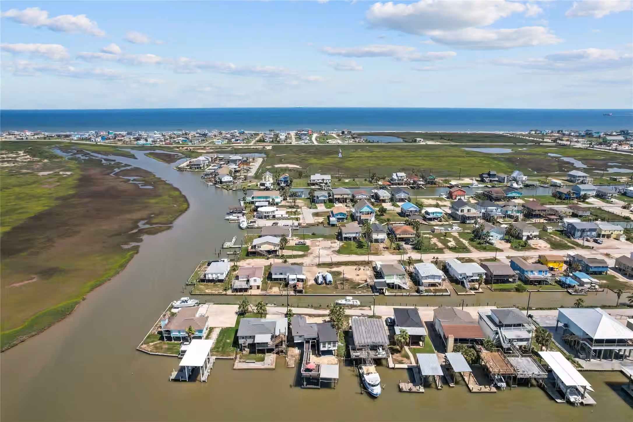 Photo 2 of 347 Bonito Lane, Surfside Beach, TX