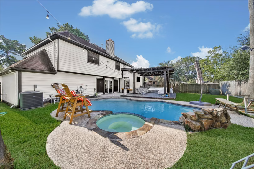 Photo 2 of 21407 Deerhaven Drive, Spring, TX