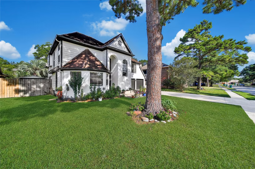 Photo 4 of 21407 Deerhaven Drive, Spring, TX