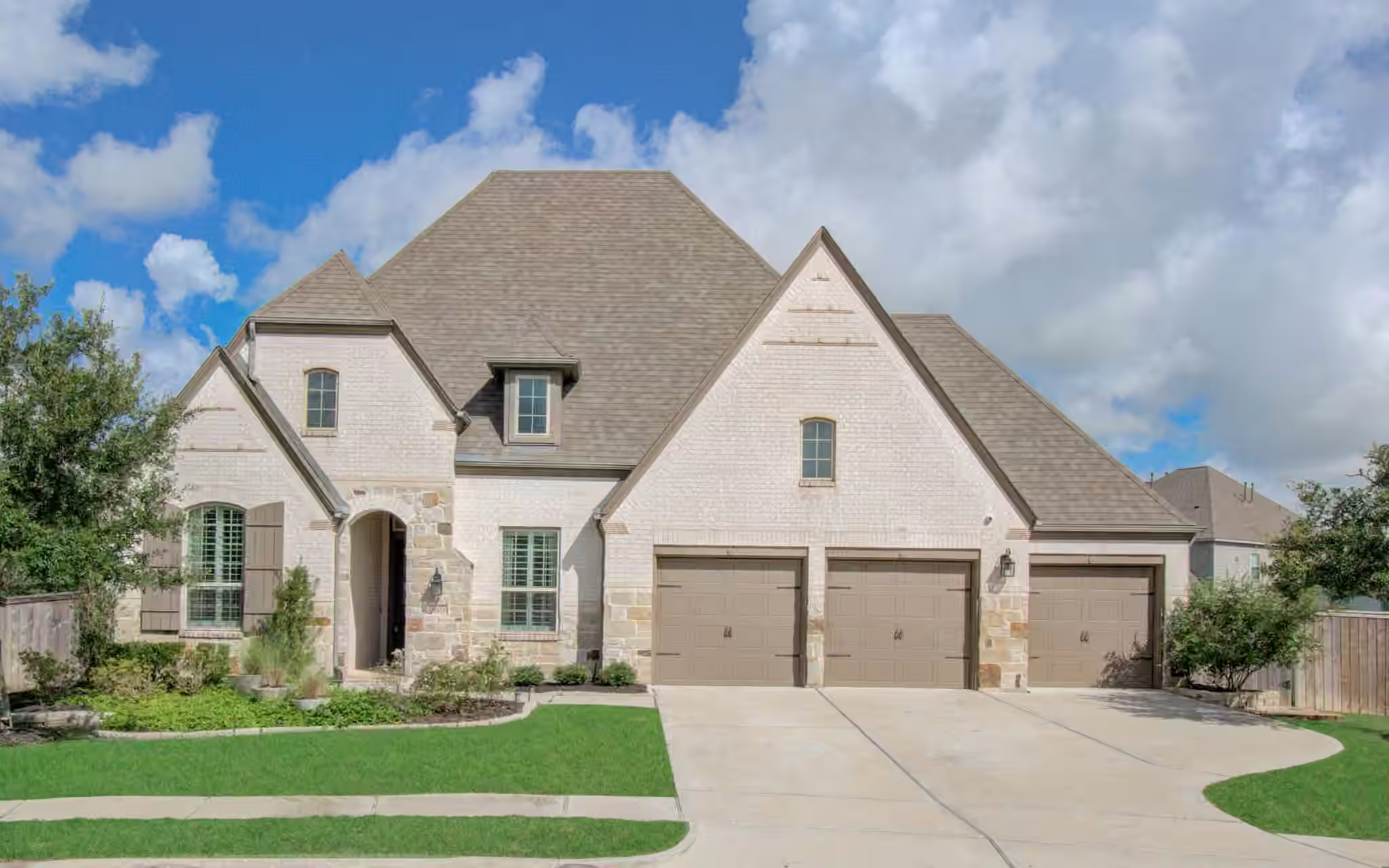 Photo 2 of 30414 Garden Ridge Court, Fulshear, TX