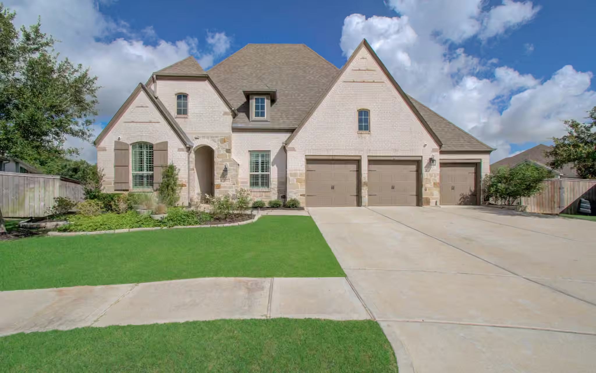 Photo 3 of 30414 Garden Ridge Court, Fulshear, TX