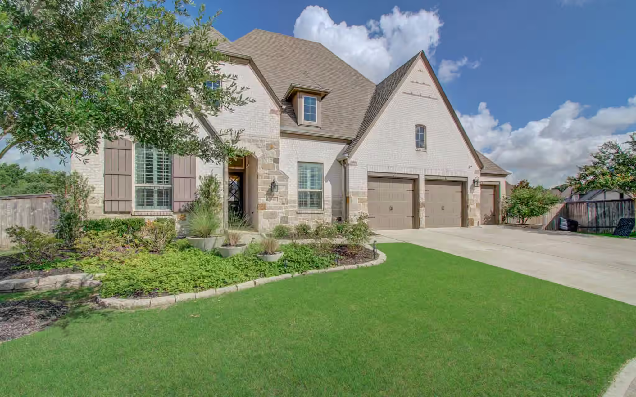 Photo 5 of 30414 Garden Ridge Court, Fulshear, TX