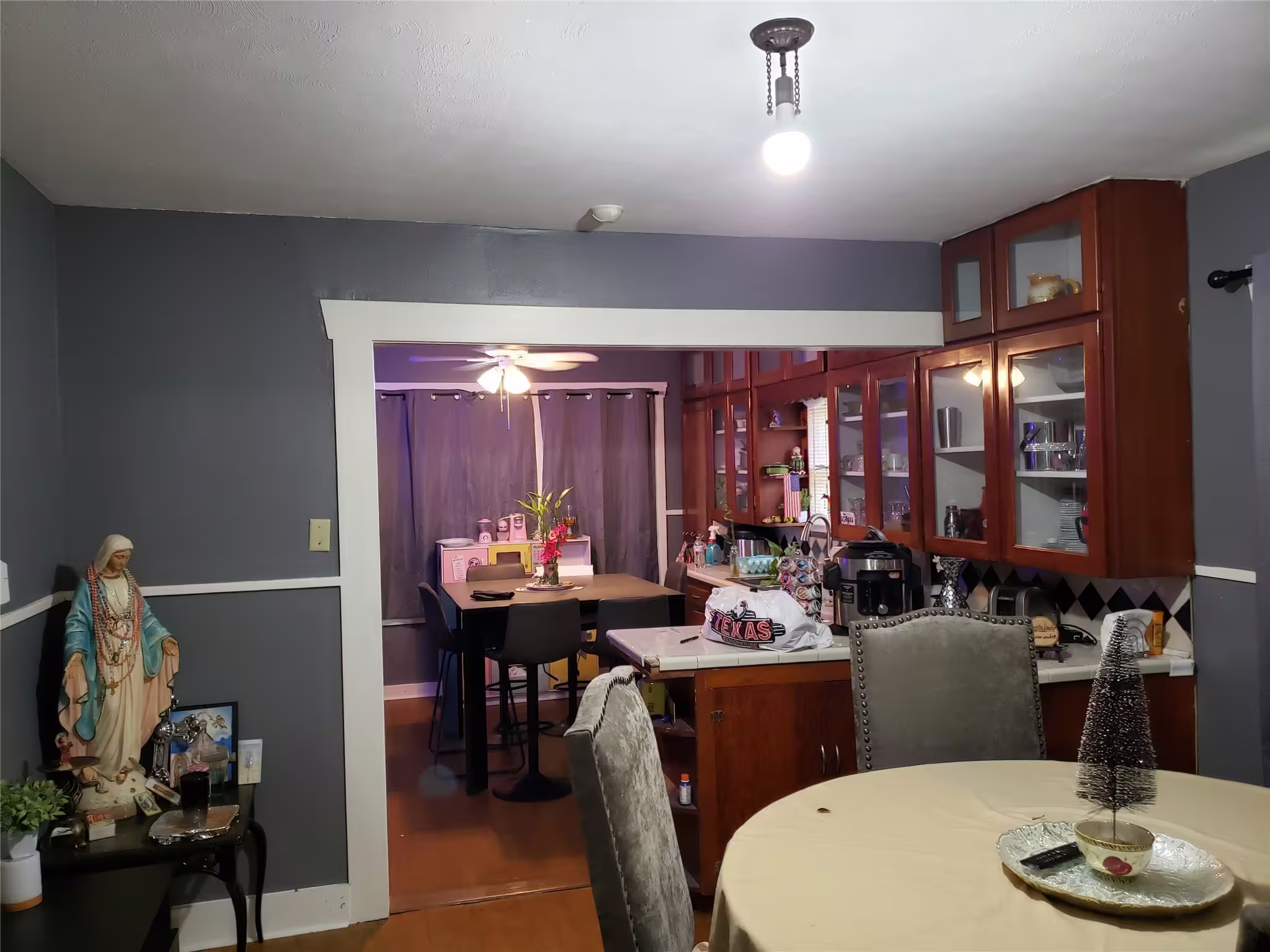 Photo 4 of 712 E Lobit Street, Baytown, TX
