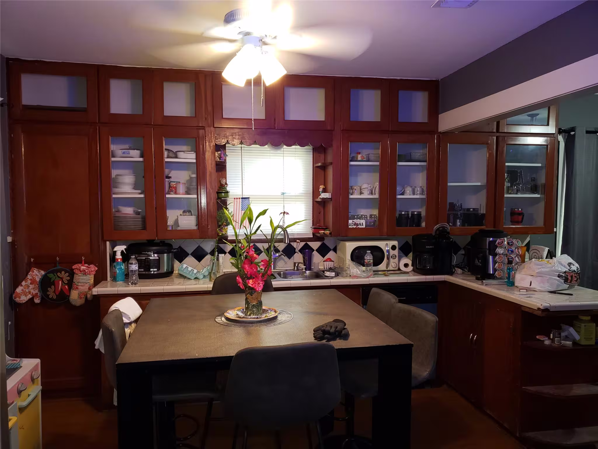 Photo 5 of 712 E Lobit Street, Baytown, TX