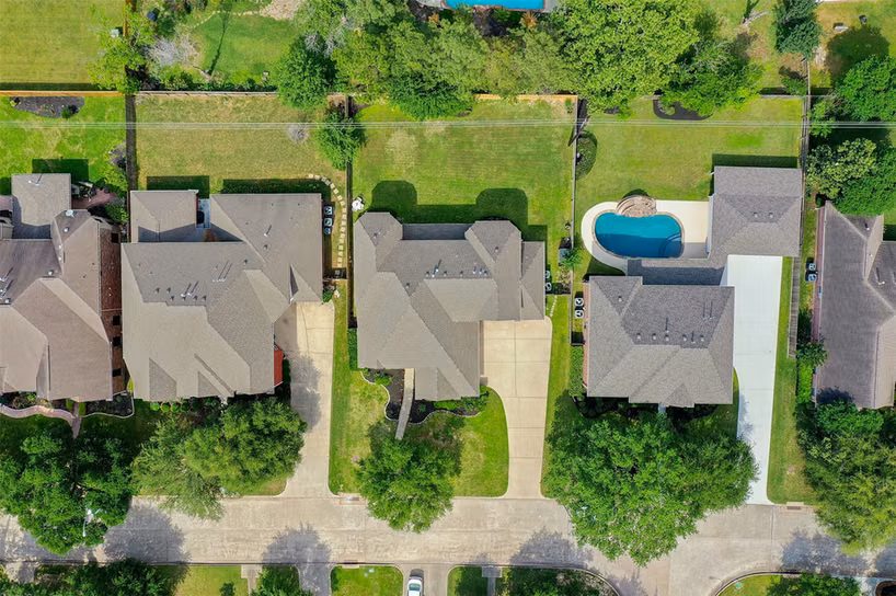 Photo 4 of 14402 Brentshire Lane, Houston, TX