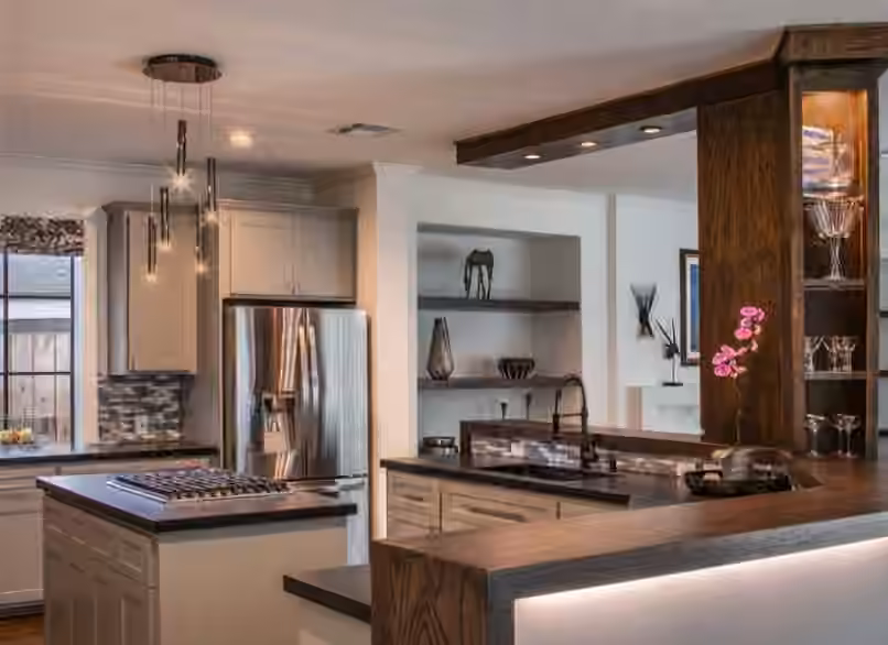 Photo 3 of 2402 Mcclendon Street, Houston, TX