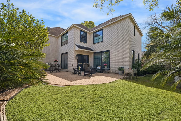 Photo 6 of 2402 Mcclendon Street, Houston, TX