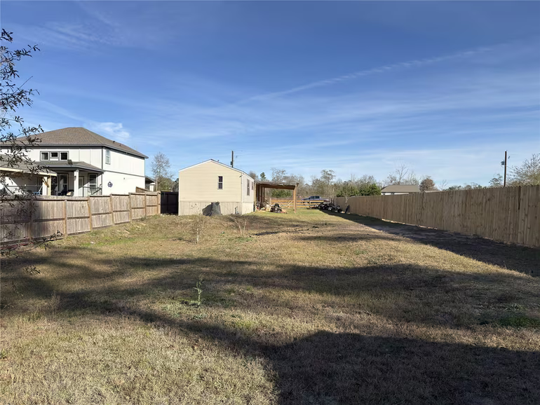 Photo 4 of 595 Road 3371a, Cleveland, TX