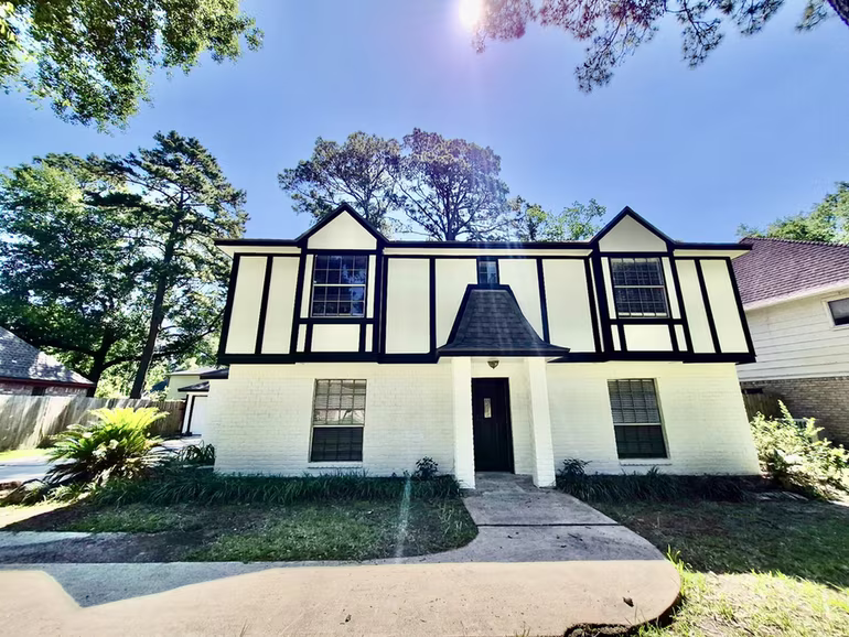 Photo of 17518 Majestic Forest Drive, Spring, TX