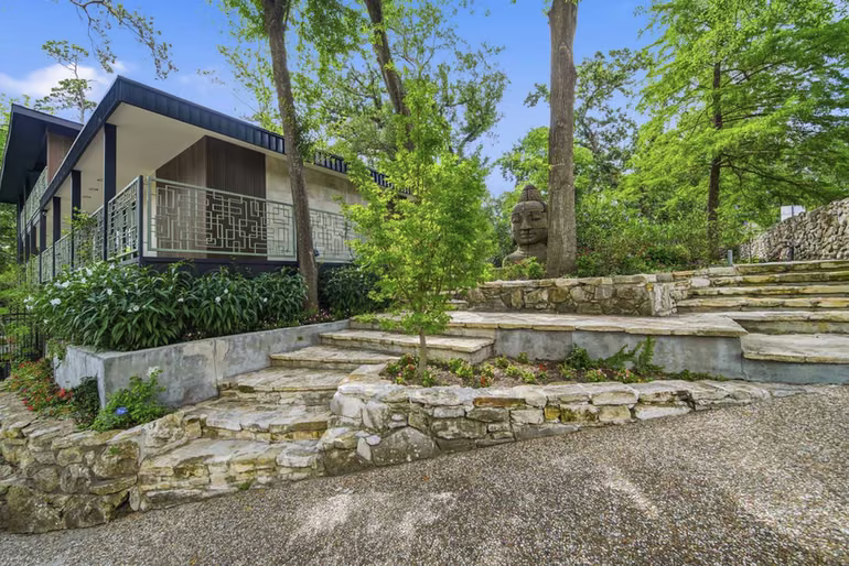 Photo 3 of 203 Chimney Rock Road, Houston, TX