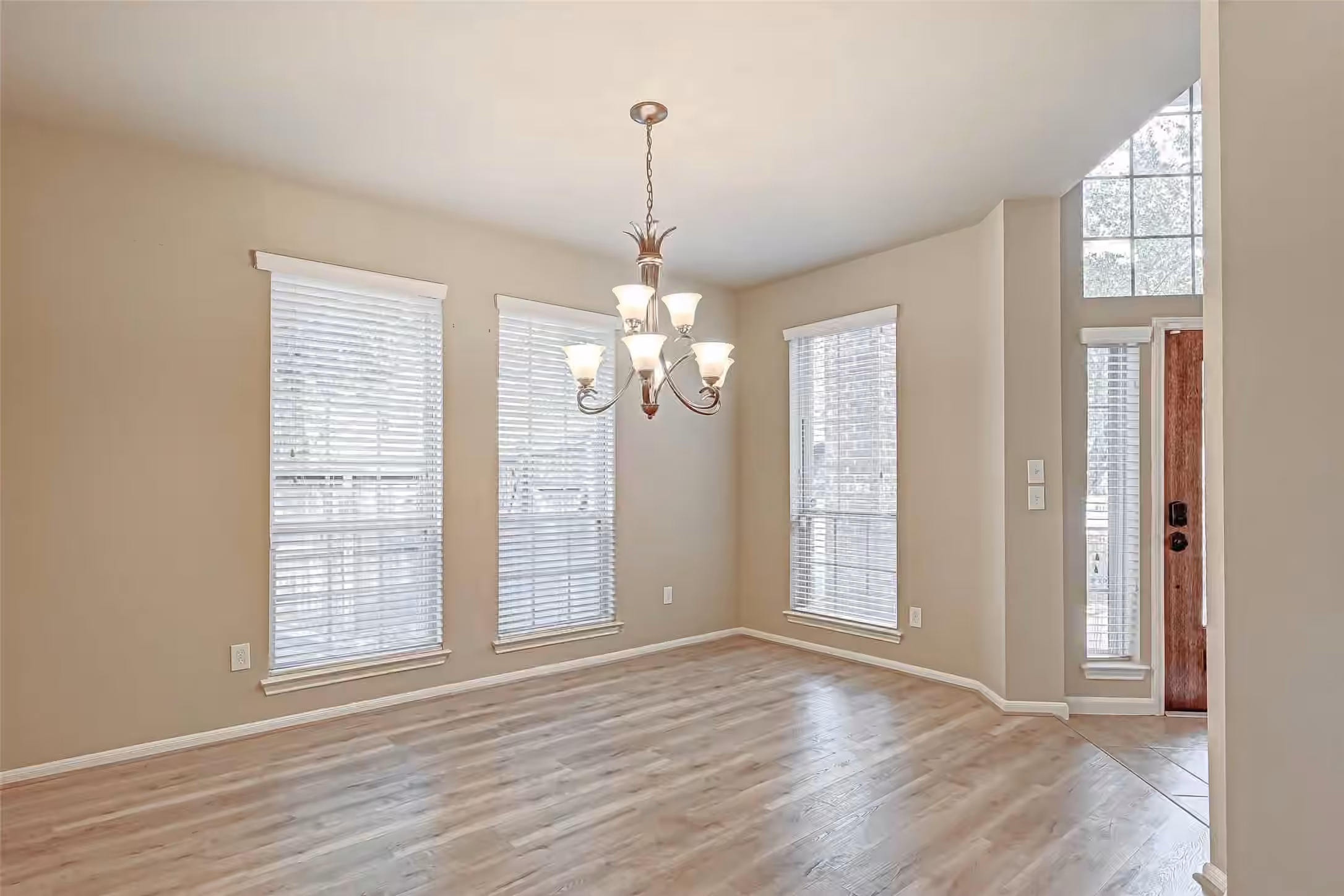 Photo 6 of 9919 Rochs Hill Court Corner, Katy, TX