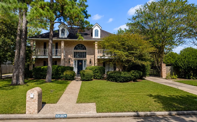 Photo 2 of 12126 Cypresswood Drive, Houston, TX