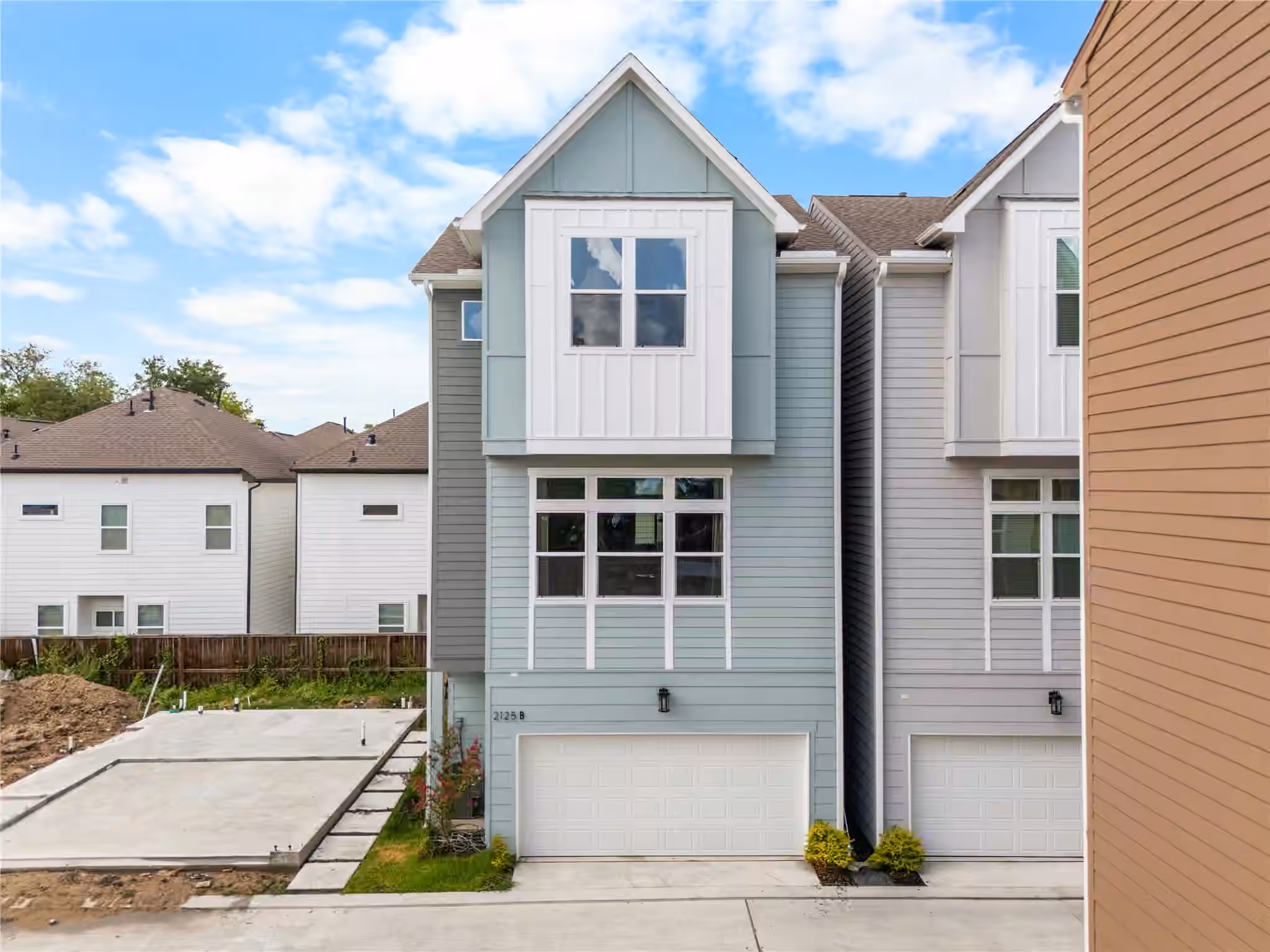 Photo 2 of 2125 Hoskins Drive A, Houston, TX