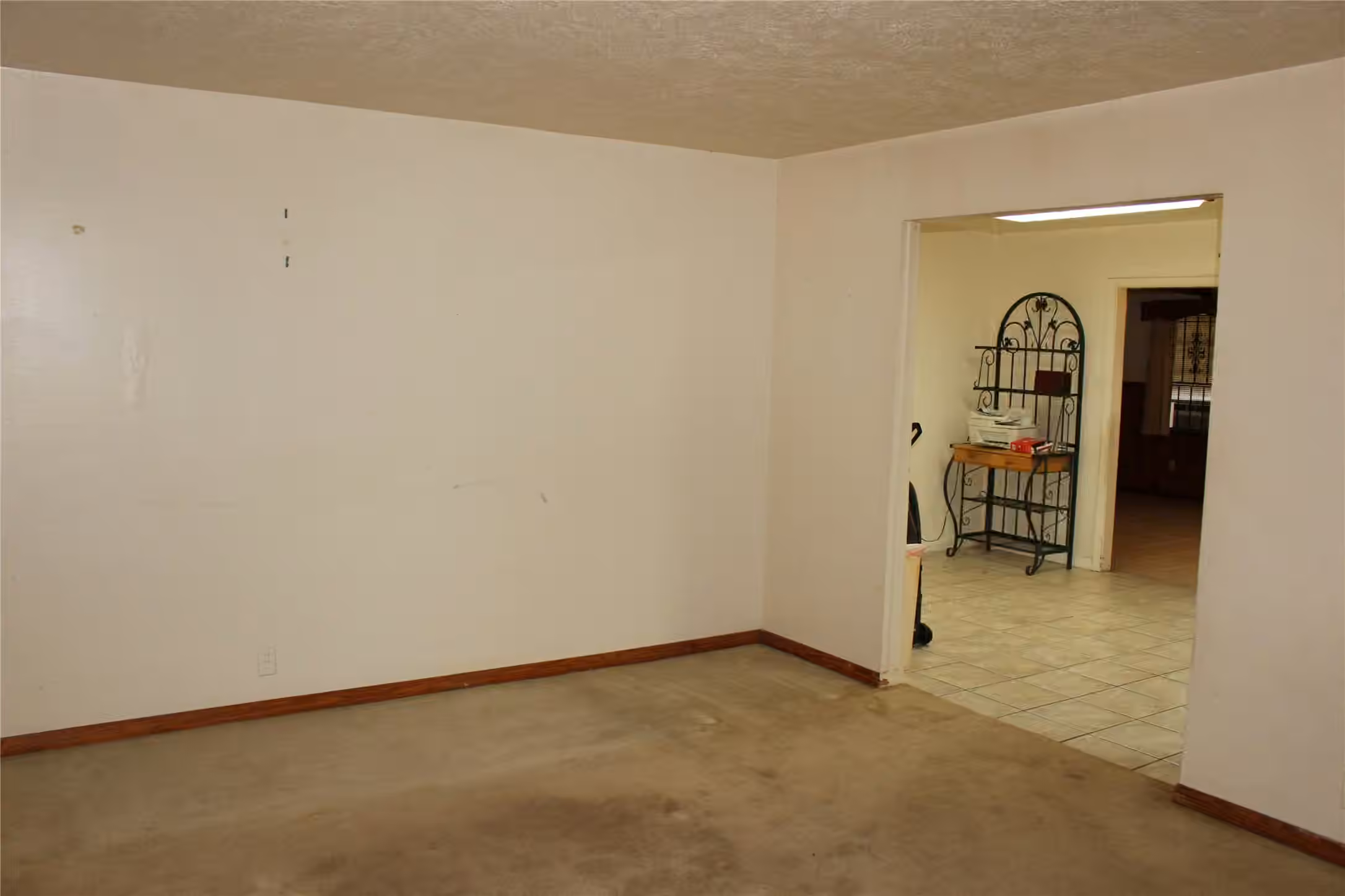 Photo 7 of 6606 Muckelroy Street, Houston, TX