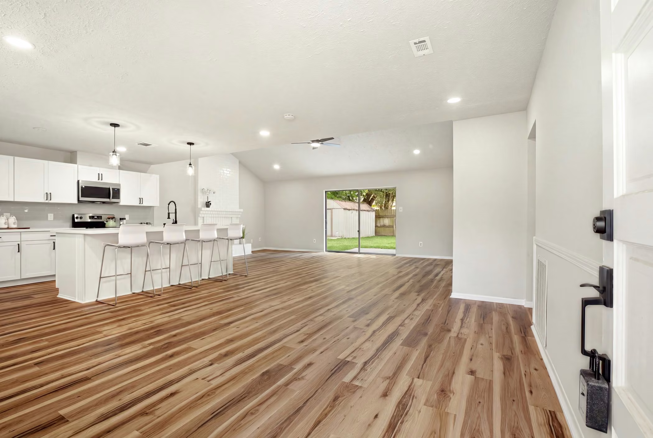 Photo 7 of 22603 Deville Drive, Katy, TX