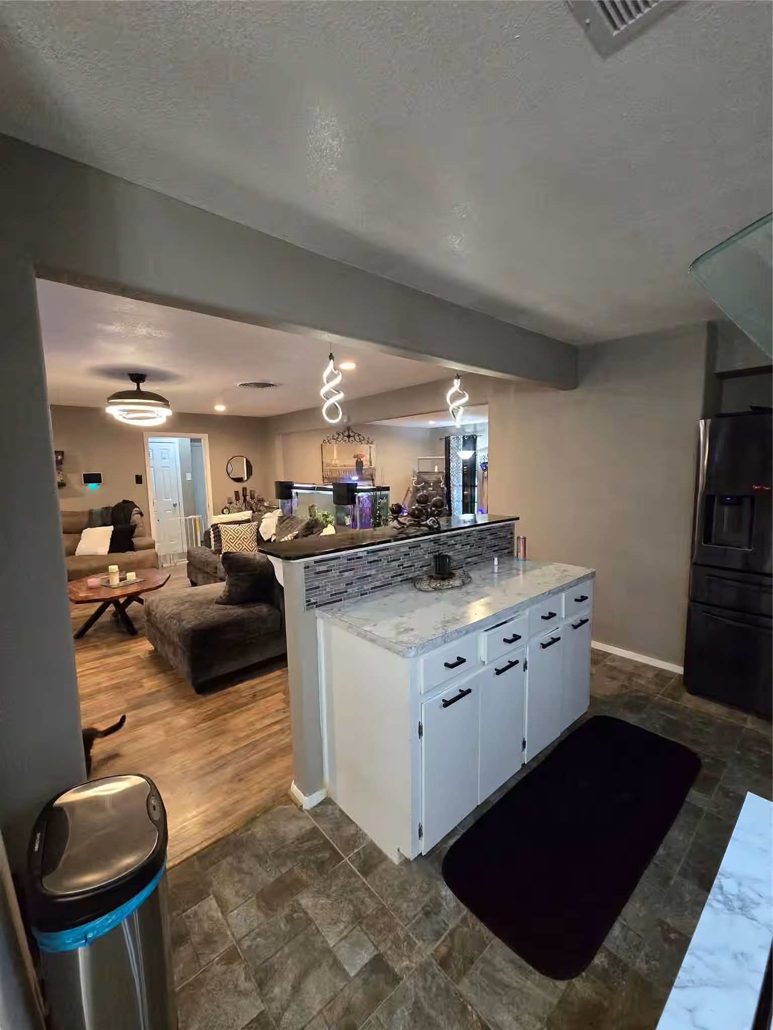 Photo 4 of 105 S Ringgold Street, West Columbia, TX