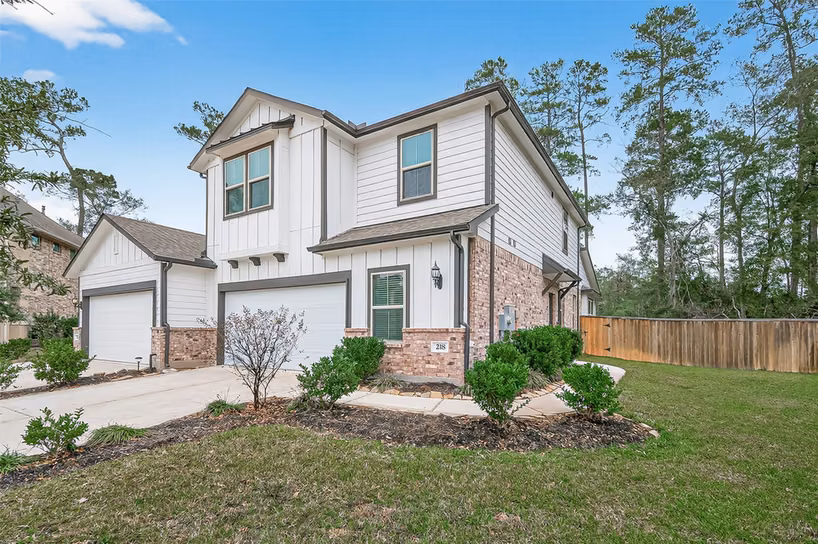Photo 7 of 218 Skybranch Court, Conroe, TX