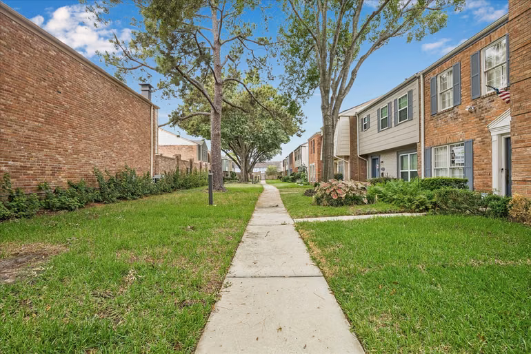 Photo 7 of 14173 Misty Meadow Lane, Houston, TX