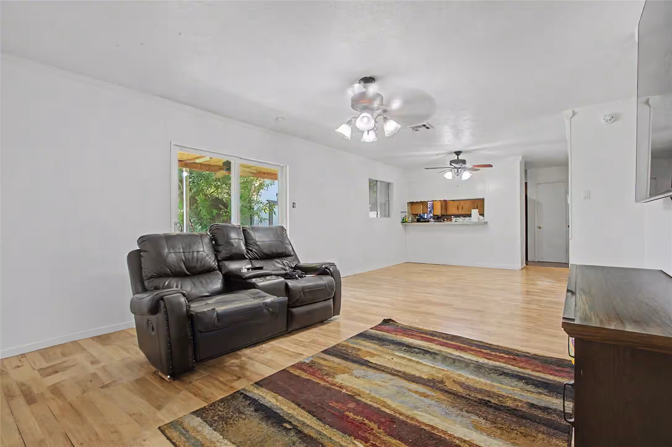 Photo 3 of 4511 Ponderosa Drive, Baytown, TX