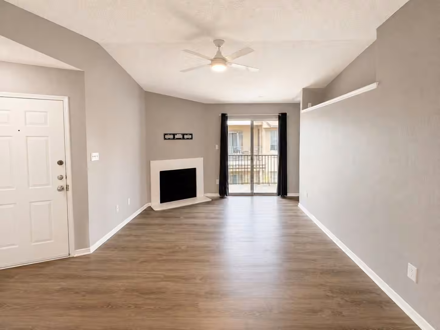 Photo 3 of 2121 Hepburn Street 810, Houston, TX